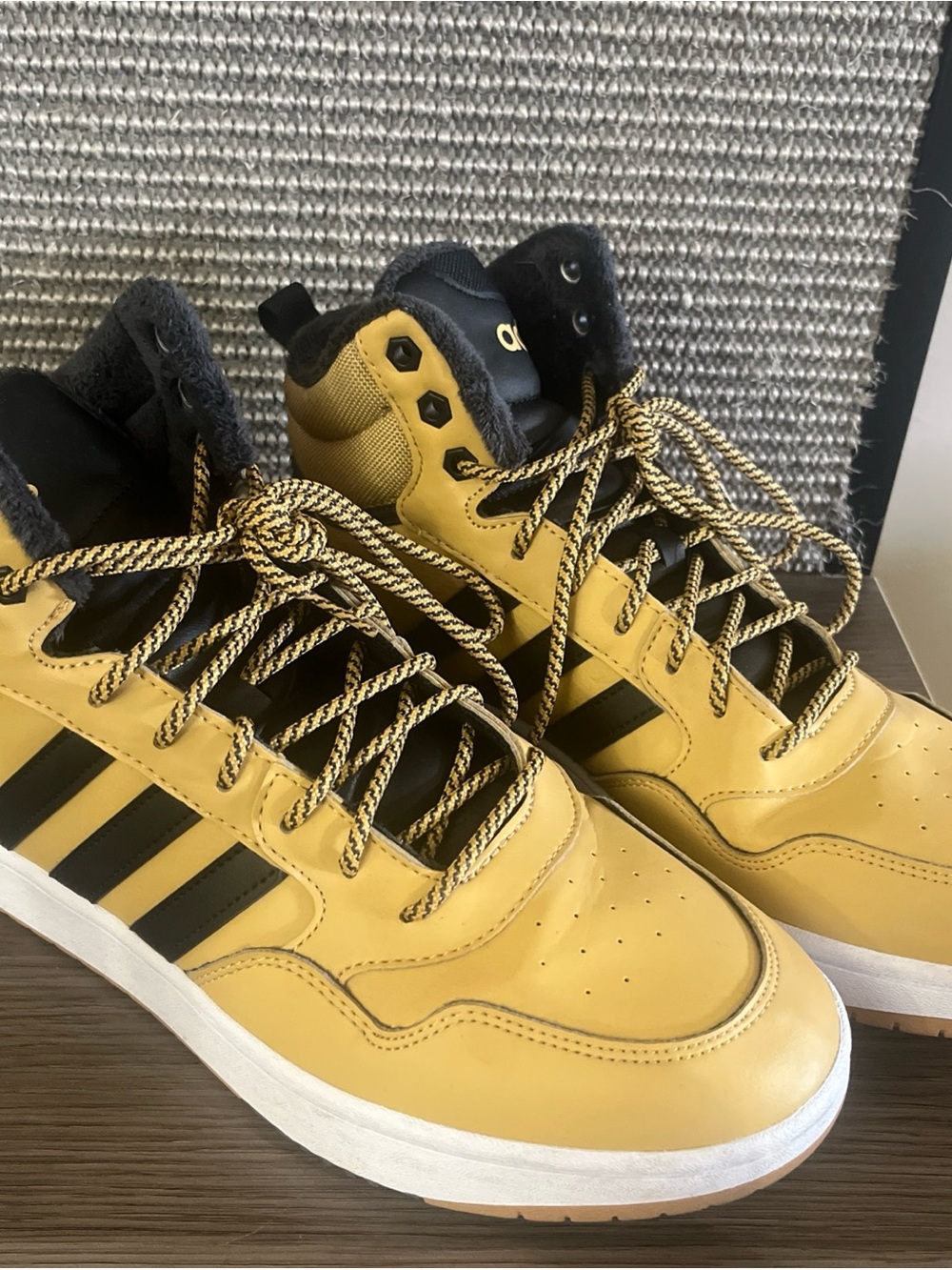adidas Men’s Yellow & Black Athletic High-Top Sneakers